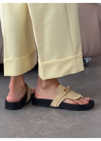 Желтые кожаные шлепанцы No Brand