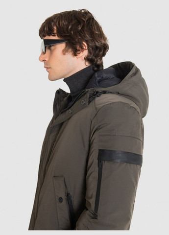 Зеленая куртка Antony Morato