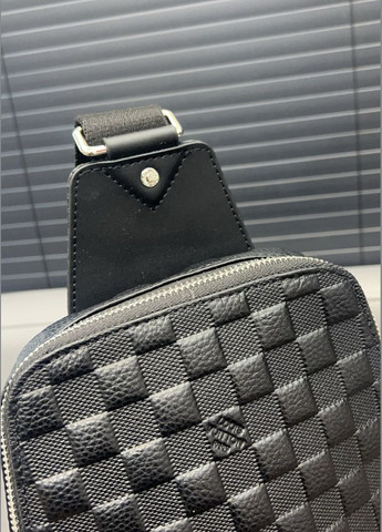 Чоловіча нагрудна сумка Louis Vuitton чорна No Brand (305849042)