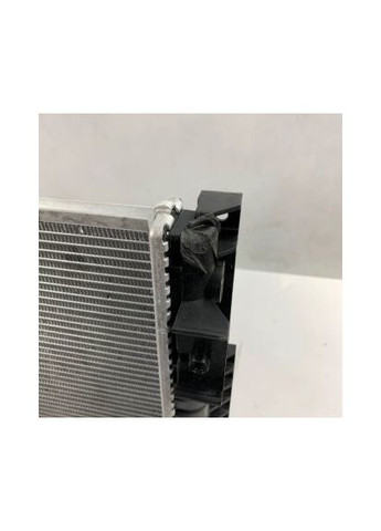 Радиатор охлаждения УЦЕНКО. НЕЗНАЧЕННОЕ ПОВРЕЖДЕНИЕ КРЕПЛЕНИЯ. CITROEN C4/PEUGEOT 308 1.6/2.0 2013-> DRM21103 Denso (366169393)