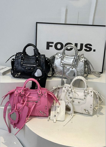 Жіноча сумка з двома ручками крос-боді біла No Brand (303323005)