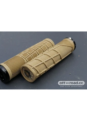 Грипсы Reflex XL v2.1 Lock-On MTB Closed End 135mm Gray (OBOD_D33RXLG-B) Odi (395407961)