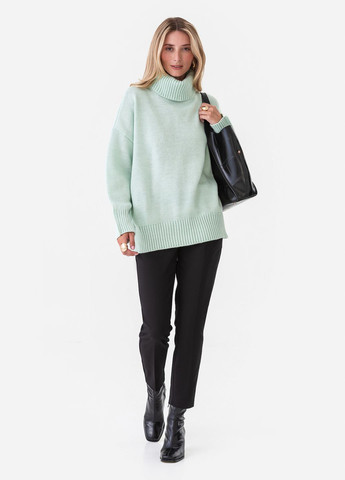 М'ятний вільний жіночий светр SVTR
