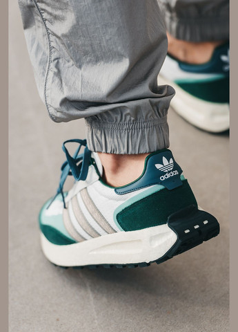 Зеленые всесезонные кроссовки мужские adidas retropy e5 green white | адидас ретропы е5 зеленые черные No Brand