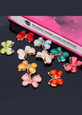 Клеевой декор Бабочка, металлическая основа, 30х23 мм, малиновый No Brand (341731236)