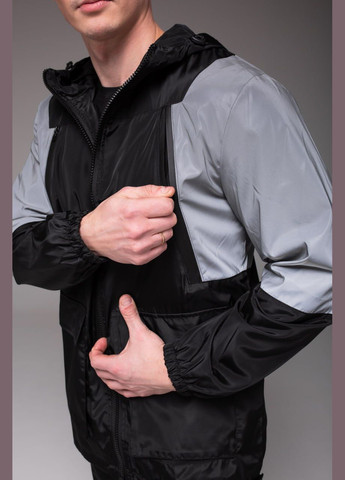 Черная демисезонная ветровка Vakko