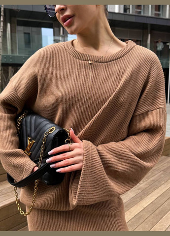 Темно-бежевий(мокко) костюм для особливих образів, виконаний з приємної до тіла тканини, що забезпечує комфорт та елегантність No Brand 2525-4 (317369283)