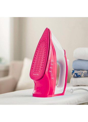 Утюг Light & Easy Brights Berry (26480-56) Russell Hobbs (322907851)