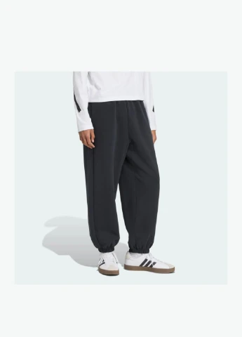 Черные демисезонные брюки adidas