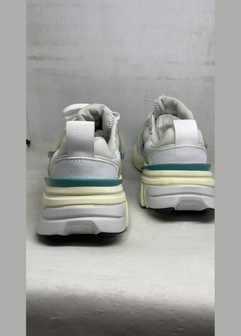 Кросівки жіночі Nike v2k runtekk білі (347602385)