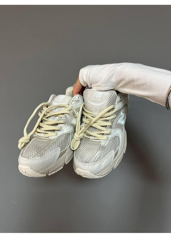 Бежевые демисезонные кроссовки мужские new balance 530 cream нью беланс 530 No Brand