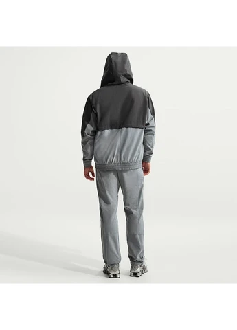 Сіра вітровка Nike