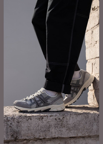 Серые мужские кроссовки ассикс гель сонома 15-50 серые No Brand