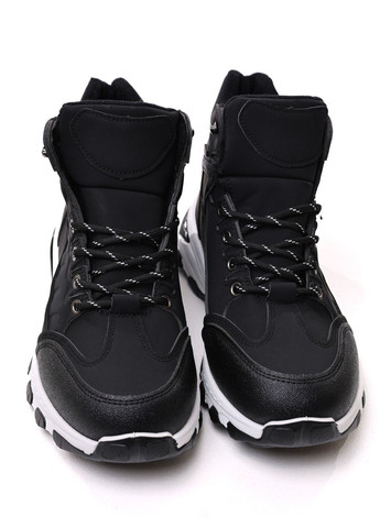 Черные ботинки мужские Moli