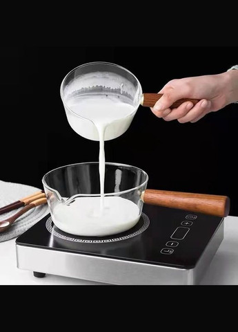 Скляний ківш із дерев'яною ручкою 700 мл Hell (303210238)