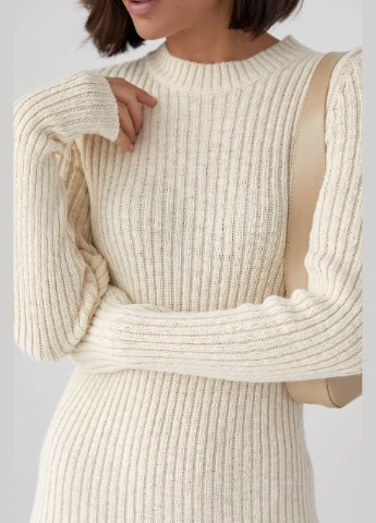 Молочна коктейльна в'язана сукня oversize в широкий рубчик 01522 Lurex