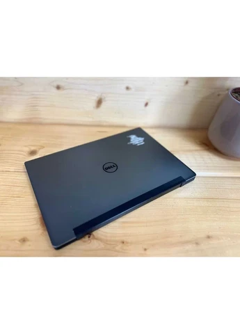 Ультрабук Latitude 7370 / 13.3" (1920x1080) IPS / intel Core m5-6Y57 (2 (4) ядра по 1.1 - 2.8 GHz) / 8 GB DDR3 / 256 GB SSD / Dell (379288850)