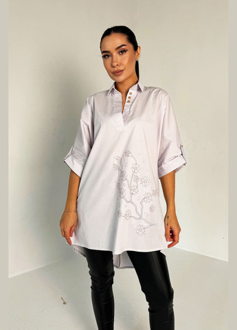 Світло-сіра неймовірна ніжна та стильна блуза-туніка із дизайнерською вишивкою INNOE Блуза-туніка