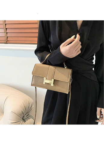 Женская сумка кроссбоди через плечо из экокожи с клапаном тиснения RoyalBag P2-6934 (331879757)