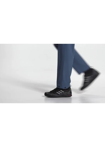 Чорні кросівки terrex swift solo 2.0 hiking black ie6901 adidas