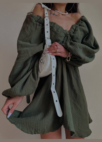 Оливковое (хаки) повседневный женский костюм Гермес однотонное