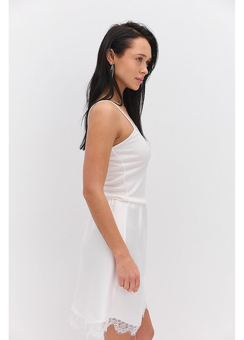 Атласна спідниця міні молочна з мереживом внизу розмір Arjen (373682127)