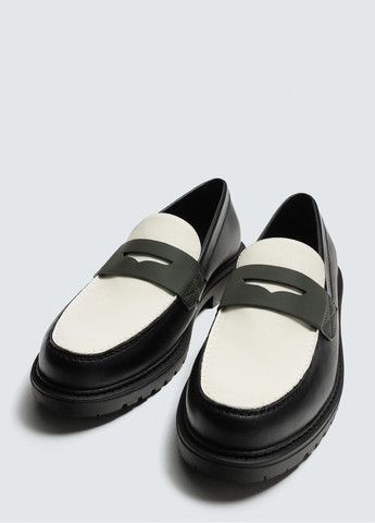 Зеленые повседневные лоферы Zara