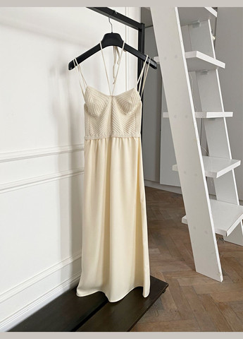 Молочна довга комбінована сукня Zara