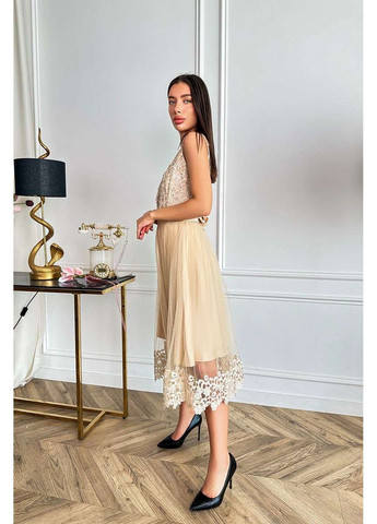 Бежева коктейльна сукня lace charm 9070 бежева Tanita-Romario