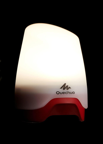 Фонарь для Походов/Кемпинга (200 Люмен) 3 Режима Порт Микро-USB Красный Quechua (335052855)