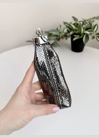 Ключниця шкіряна для звичайних ключів на блискавці з кільцем VI&VA (322399501)