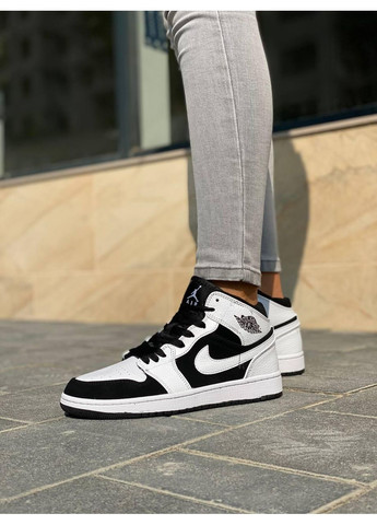 КРОСІВКИ ЖІНОЧІ NIKE AIR JORDAN 1 RETRO HIGH WHITE BLACK НАЙК АІР ДЖОРДАН No Brand чорні демісезони (367168683)