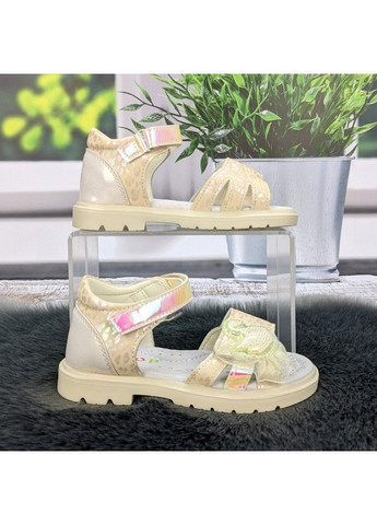 Босоніжки дитячі для дівчинки бежеві із закритою п'ятою Fashion (335206297)