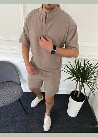 Темно-бежевий літній чоловічий костюм з шортами Гермес