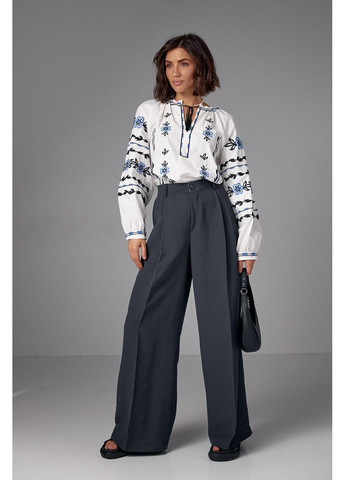 Белая цветная белая блуза вышиванка, украинская вышиванка, этно рубашка с цветочной вышивкой, вышиванка с голубыми цветами узор цветочный свободная, прямой хлопок, полиэстер (349768114)