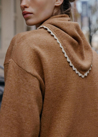 Светло-коричневый демисезонный свитер Zara