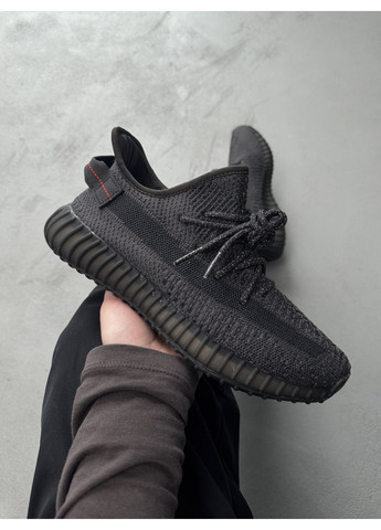 Черные летние кроссовки adidas yeezy boost v2, black reflective адидас изи буст No Brand