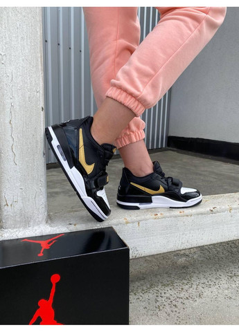 Чорні Осінні кросівки чоловічі nike jordan legacy 312 low black gold найк аір джордан No Brand