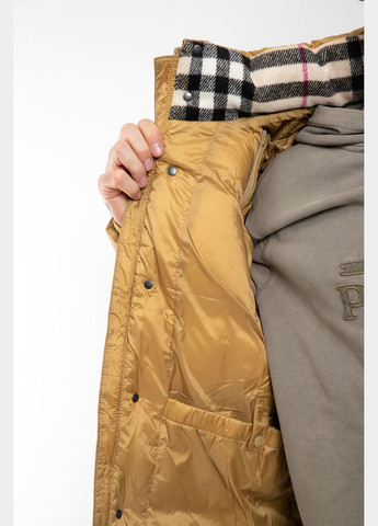 Горчичная зимняя куртка Burberry
