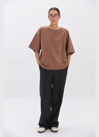 Жіноча oversize футболка коричневого кольору Arjen - (317233877)