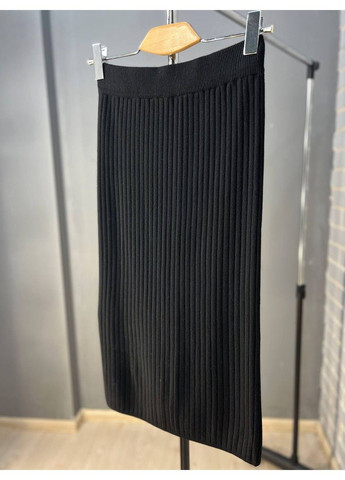 Черная женская юбка 478 вязка широкий рубчик разрез средняя длина My Fashion