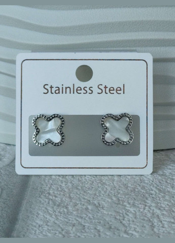 Трендовые сережки Клевер Перламутровая Эмаль под серебро родий медсталь гвоздики пуссеты Stainless Steel (336517418)