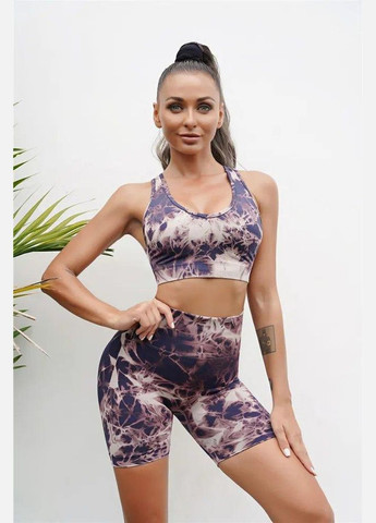 Спортивний костюм з мармуровим принтом (топ та шорти) фіолетового кольору, розмір S Trends (330757574)