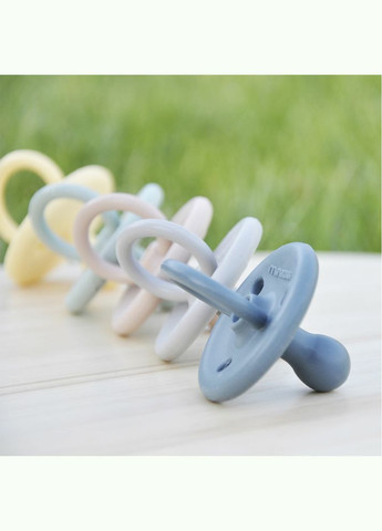 Пустышка ортодонтическая силиконовая 100% Binkee, 0+ мес, Mellow Yellow () MinikOiOi 101150056 (335030185)