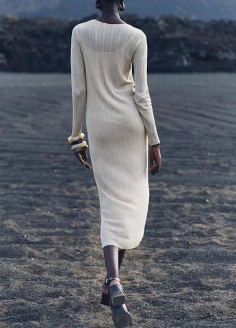 Песочное деловое платье Zara однотонное