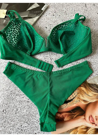 Зеленый комплект нижнего белья на чашку b бюстгальтер з трусиками бразилианы зеленый Weiyesi