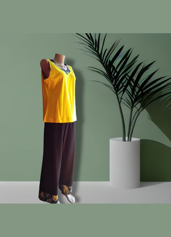 Комбинированная всесезон пижама(штаны, майка, жакет) No Brand