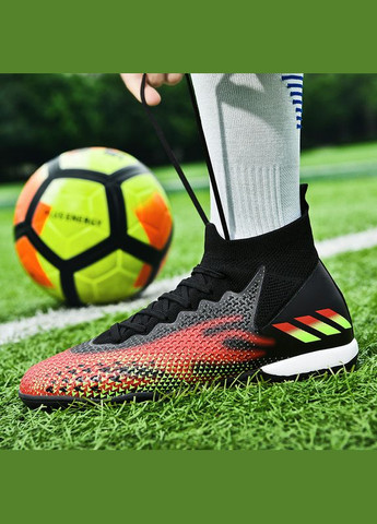 Черные футбольные сороконожки No Brand без шнурков