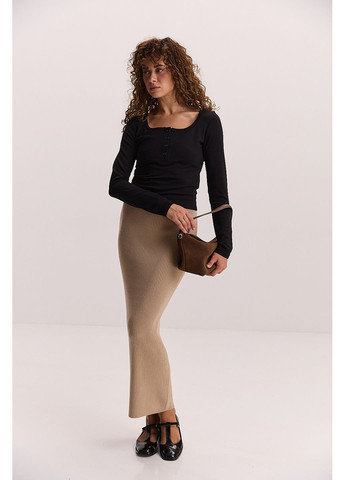 Жіночий укорочений лонгслів з ґудзиками вгорі Arjen (353036832)