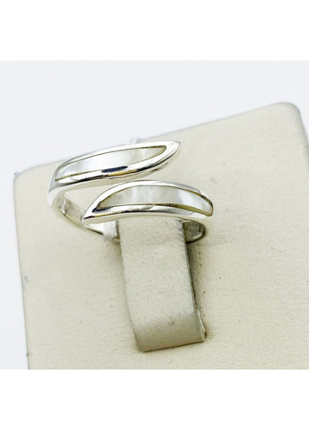 Каблучка срібна з перламутром 16,5 2,64 г No Brand (370142485)